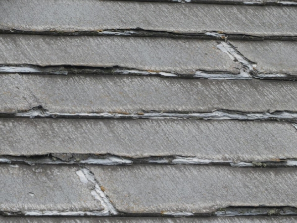 【前橋市】ノンアスベスト屋根への塗装って実際どうなの？｜前橋市の屋根専門店ミタカ＋ルーフ
